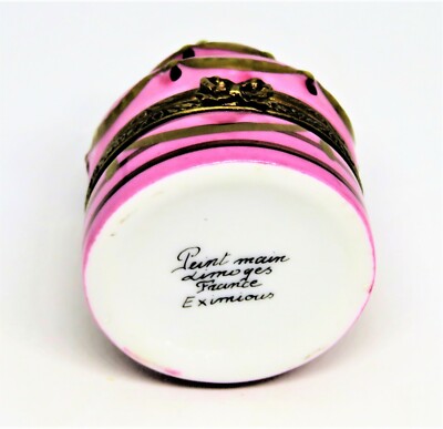 LIMOGES BOX ~ HAPPY BIRTHDAY CAKE & CANDLE & 3D GIFT ~ CHOCOLATE & STRAWBERRY
