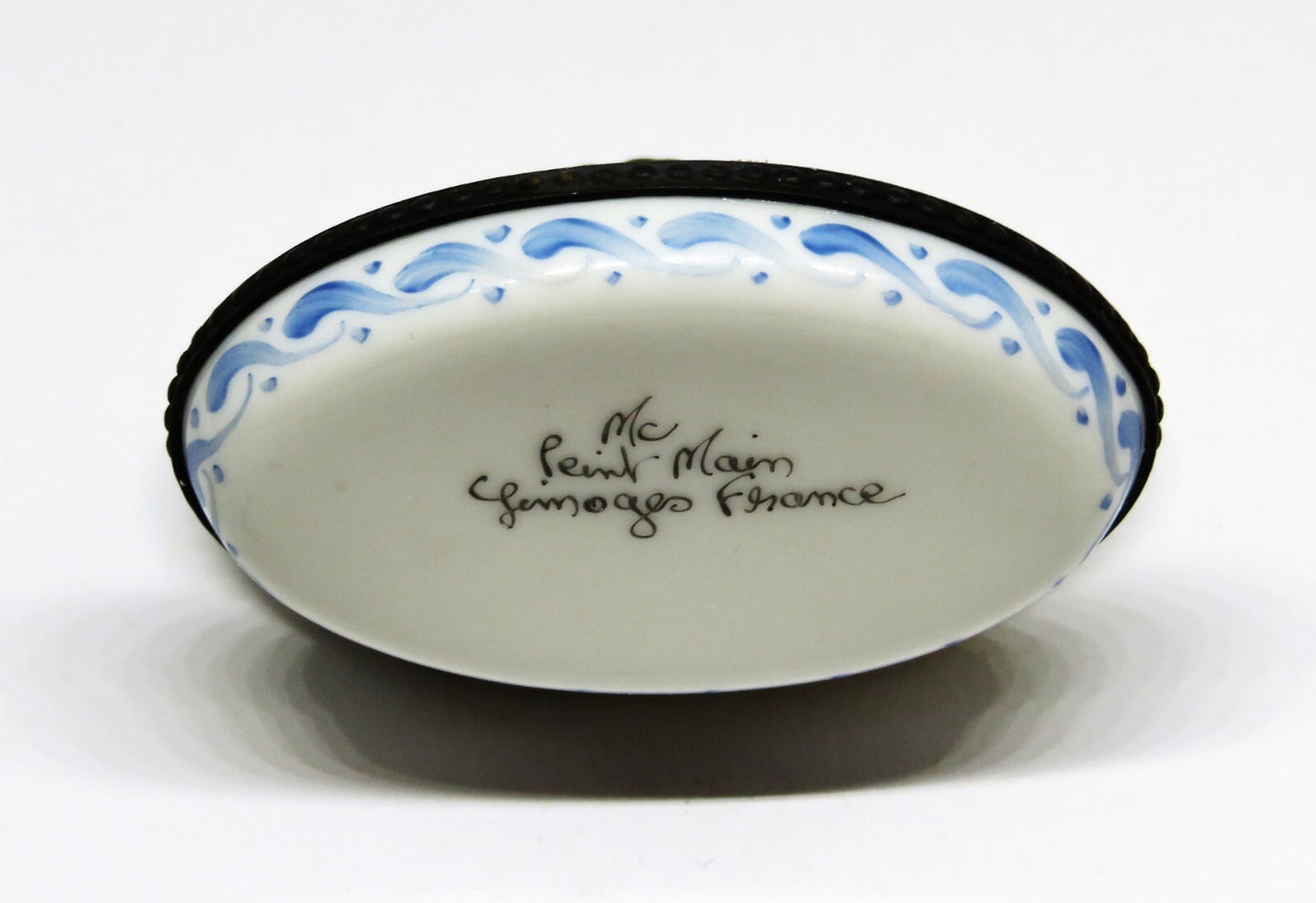 LIMOGES FRANCE BOX~ VINTAGE FLORAL OVAL ~BLUE FLOWERS & SCROLLS~ TOP SIGNED "MC"