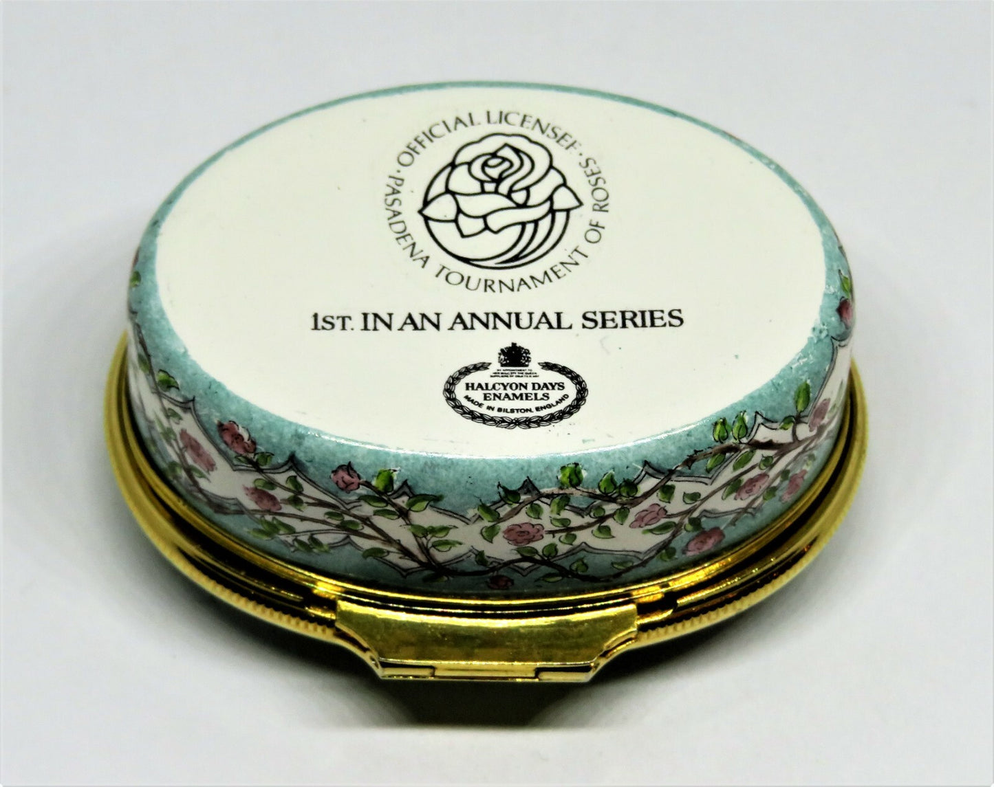 HALCYON DAYS ENAMEL BOX - FIRST TOURNAMENT OF ROSES PARADE - 1890 - PASADENA