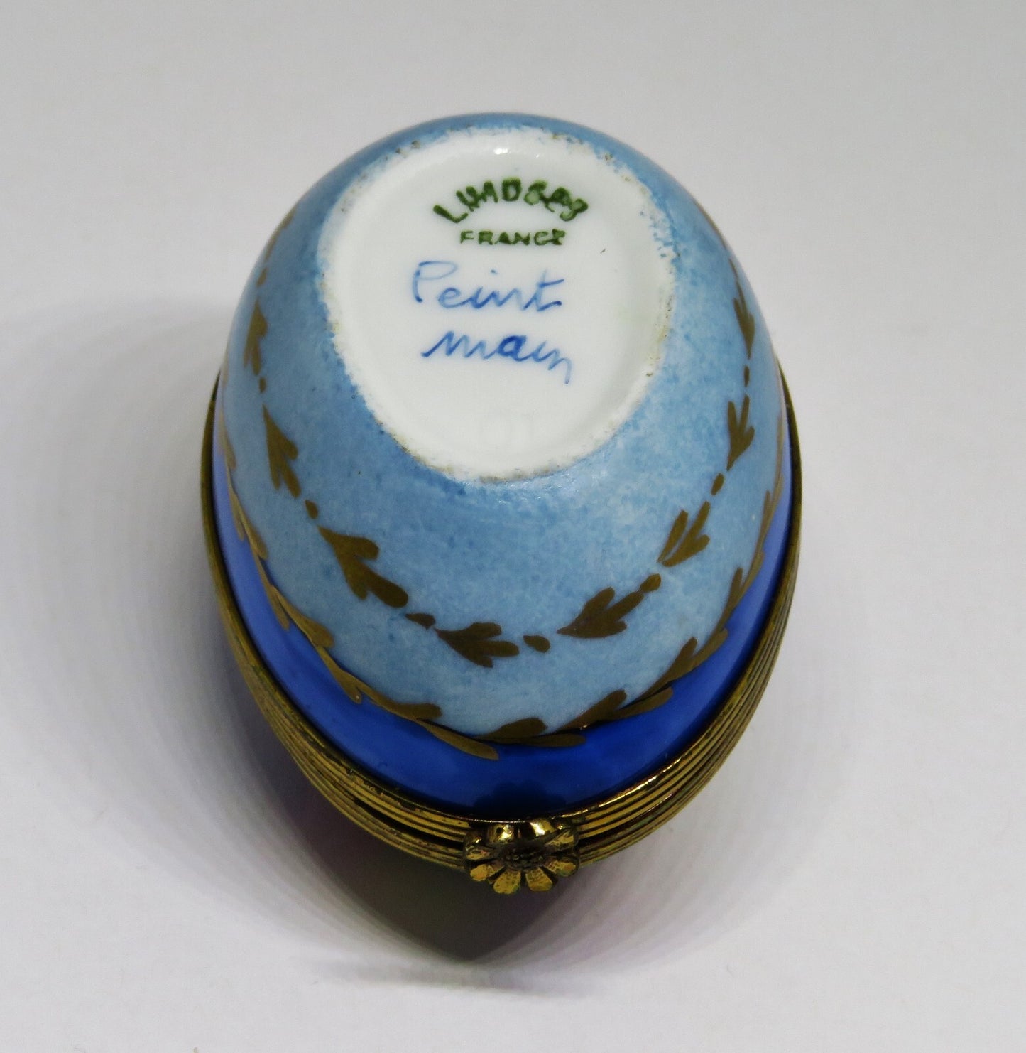 LIMOGES FRANCE BOX ~ VINTAGE HARLEQUIN EGG ~ DIAMOND PATTERN ~"I LOVE YOU"