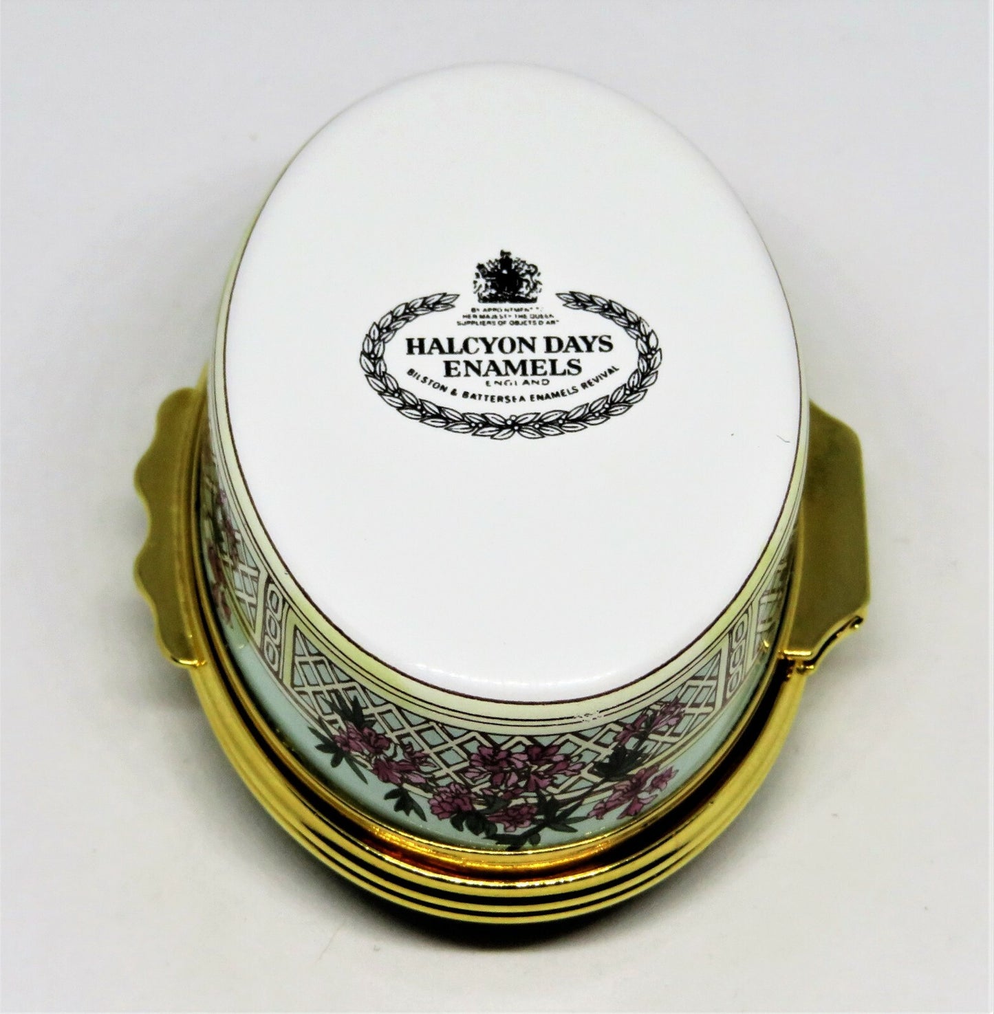 HALCYON DAYS ENAMEL BOX- "GARDEN AS IF YOU WILL LIVE FOREVER" - FLOWERS & FRUITS