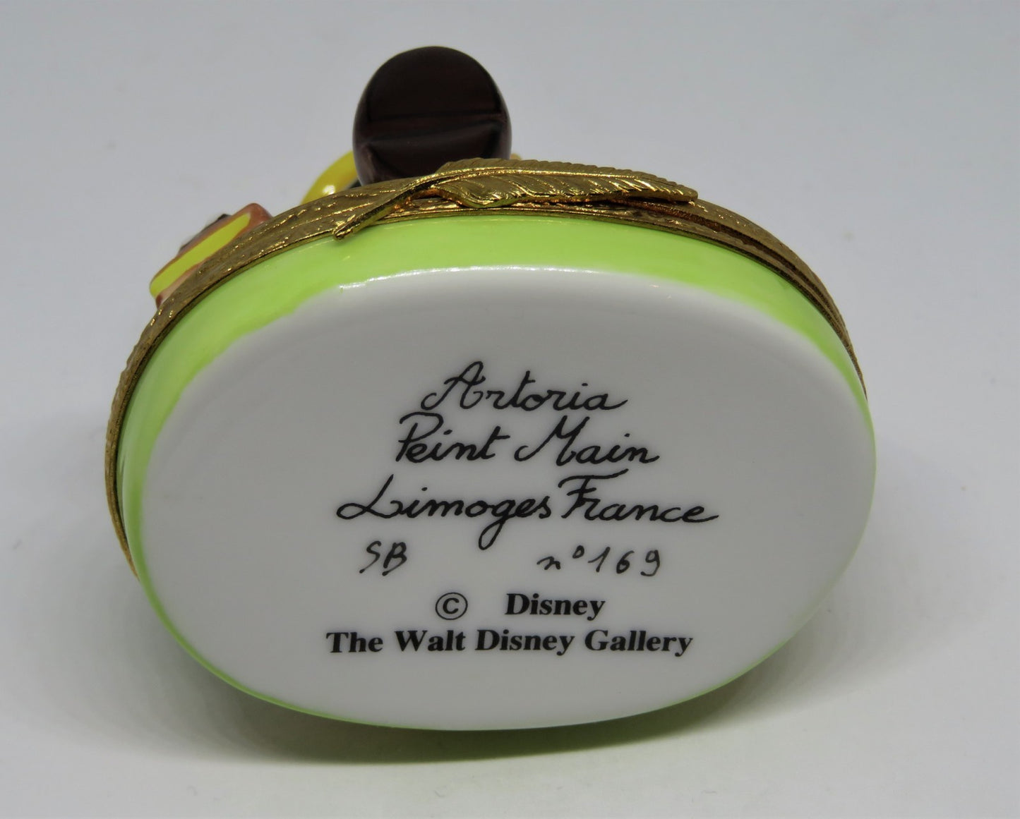 LIMOGES FRANCE BOX- ARTORIA - PINOCCHIO & FEATHER CLASP - DISNEY - LE #169 - MIB