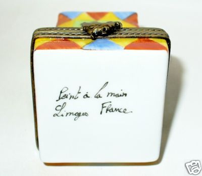 LIMOGES FRANCE BOX ~ EASTER BAG & EGGS ~ SACK ~ HEN CLASP ~ PEINT MAIN