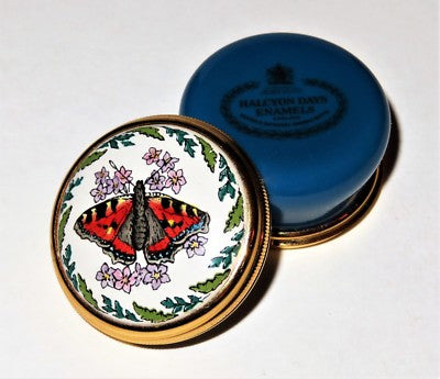 HALCYON DAYS ENGLISH ENAMEL BOX - BUTTERFLY & LAVENDER FLOWERS - LEAF BORDER
