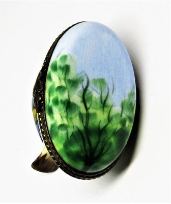 LIMOGES BOX- PARRY-VIEILLE - VINTAGE BIRD & TREE BRANCHES - SPARROW - LEAF CLASP