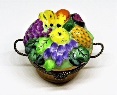 LIMOGES FRANCE BOX- CHAMART - FRUIT BASKET & METAL HANDLES - 3 DIMENSIONAL FRUIT