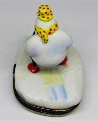 LIMOGES BOX - CHRISTMAS - SNOWMAN/SNOWLADY WITH SCARF & HAT SKIING TO NORTH POLE