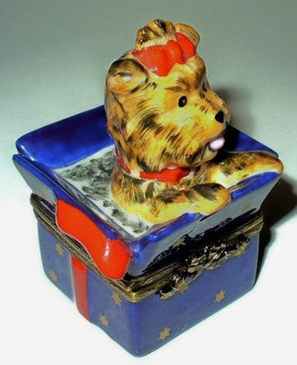 LIMOGES FRANCE BOX~ ELDA ~ YORKSHIRE TERRIER DOG IN GIFT BOX ~YORKIE~ PEINT MAIN