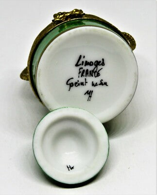 LIMOGES FRANCE BOX - VINTAGE FLORAL BASKET & REMOVABLE HAT - FLOWERS