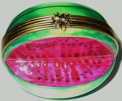 LIMOGES FRANCE BOX ~ PARRY-VIEILLE ~ WATERMELON & BEE CLASP ~ FRUIT ~ PEINT MAIN