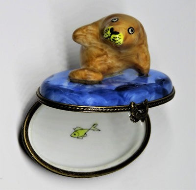 LIMOGES BOX ~ FLORIDA MANATEE & FISH ~ SEA COW ~ MARINE MAMMAL ~ PEINT MAIN