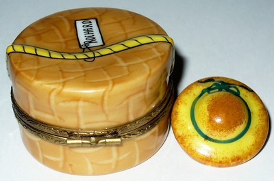 LIMOGES FRANCE BOX ~ROCHARD~ TAN HAT BOX & HAT ~ LADY'S BUST CLASP ~ PEINT MAIN