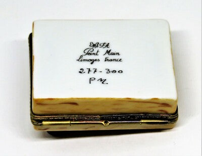 LIMOGES FRANCE BOX - WOODEN CIGAR BOX & 5 CIGARS - FEATHERED HEADDRESS - LE