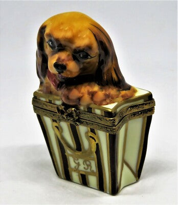 LIMOGES FRANCE BOX - COCKER SPANIEL PUPPY IN A SHOPPING BAG & BONE - DOG - LE