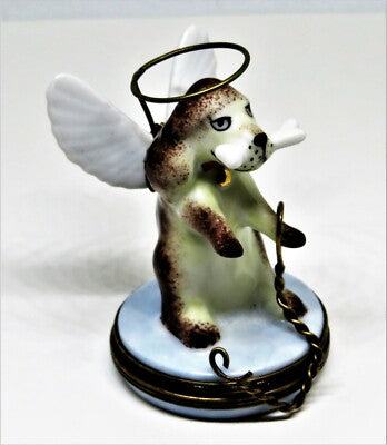 LIMOGES FRANCE BOX ~ SPANIEL DOG & WINGS - ANGEL DOG ~ LEASH CLASP ~ PEINT MAIN