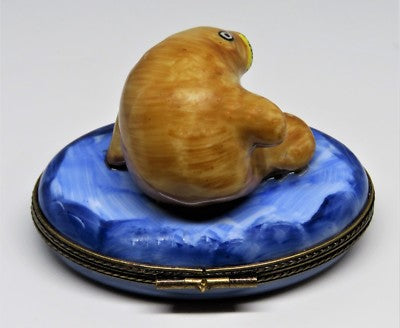 LIMOGES BOX ~ FLORIDA MANATEE & FISH ~ SEA COW ~ MARINE MAMMAL ~ PEINT MAIN