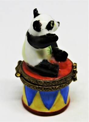 LIMOGES FRANCE BOX - PV - TINY PANDA BEAR ON A DRUM & BAMBOO - REPUBLIC OF CHINA