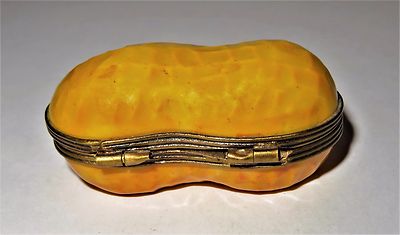 LIMOGES FRANCE BOX ~ CHAMART ~ TEXTURED PEANUT SHELL & PEANUTS ~ DECOR MAIN
