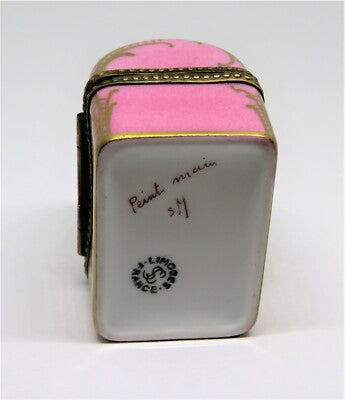 LIMOGES FRANCE BOX - VINTAGE PINK FLORAL CHEST - FLOWERS - ROSES - PADLOCK CLASP