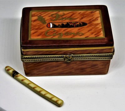 LIMOGES FRANCE BOX - ROCHARD - WOODEN CIGAR HUMIDOR & CIGAR - TOBACCO LEAF CLASP