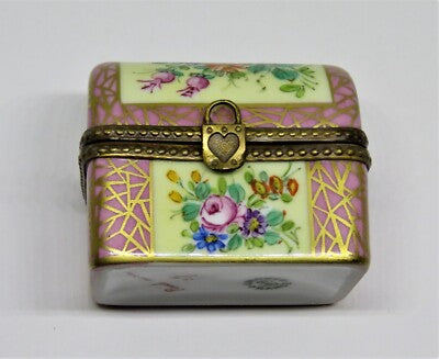 LIMOGES FRANCE BOX - VINTAGE PINK FLORAL CHEST - FLOWERS - ROSES - PADLOCK CLASP