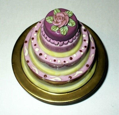 LIMOGES BOX ~ WEDDING CAKE ON A GOLD PLATE ~ROSE FLOWER & GOLD RINGS~ PEINT MAIN