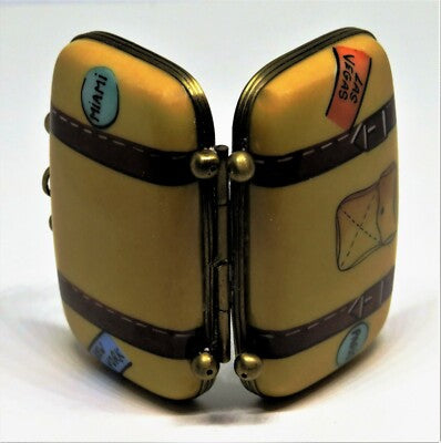LIMOGES BOX~ TRAVEL SUITCASE ~LUGGAGE~ MIAMI & LAS VEGAS & PARIS & NEW YORK ~ LE
