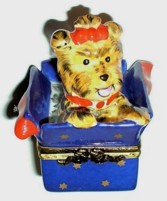 LIMOGES FRANCE BOX~ ELDA ~ YORKSHIRE TERRIER DOG IN GIFT BOX ~YORKIE~ PEINT MAIN
