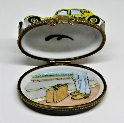 LIMOGES FRANCE BOX - ANTIQUE YELLOW CHECKERED TAXI CAB - CITY SKYLINE - CAR