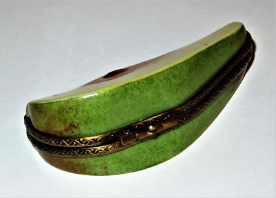 LIMOGES FRANCE BOX~ LAGLORIETTE ~ GREEN PEAR SLICE ~BEE~ FRUITS ~PEINT MAIN~ MIB