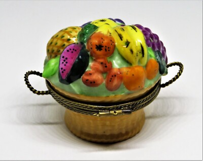LIMOGES FRANCE BOX- CHAMART - FRUIT BASKET & METAL HANDLES - 3 DIMENSIONAL FRUIT