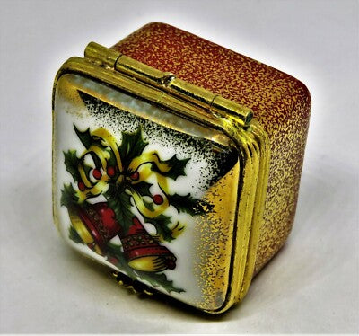 LIMOGES FRANCE BOX ~ CHRISTMAS ~ DUBARRY FLORAL ~ BELLS & HOLLY & RIBBONS