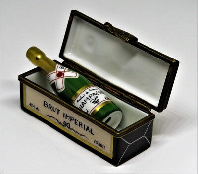 LIMOGES BOX - PARRY-VIEILLE - CRATE & BOTTLE OF BRUT CHAMPAGNE - NEW YEAR'S EVE