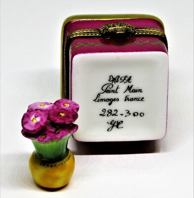 LIMOGES FRANCE BOX - FLORAL CHEST & 3D FLOWERS - REMOVABLE FLOWER VASE - LE