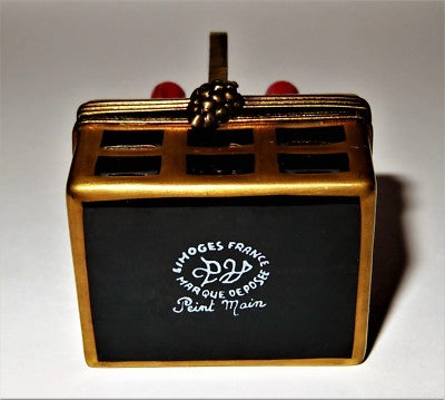 LIMOGES FRANCE BOX ~ PV ~ 1997 WINE BOTTLES IN A BASKET ~ CORKSCREW ~ PEINT MAIN