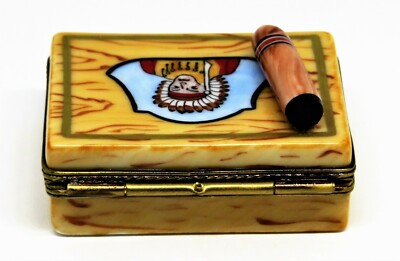 LIMOGES FRANCE BOX - WOODEN CIGAR BOX & 5 CIGARS - FEATHERED HEADDRESS - LE