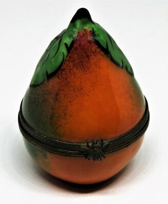 LIMOGES FRANCE BOX ~ DUBARRY ~ VINTAGE PEAR & BEE CLASP ~ FRUITS ~ DECOR MAIN