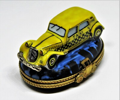 LIMOGES FRANCE BOX - ANTIQUE YELLOW CHECKERED TAXI CAB - CITY SKYLINE - CAR