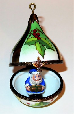 LIMOGES BOX- ELDA - CHRISTMAS TREE ORNAMENT -HOLLY & GOLD RIBBON- 3D SANTA CLAUS