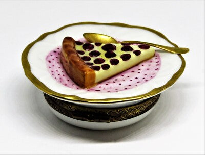 LIMOGES FRANCE BOX - PARRY-VIEILLE - RASPBERRY TART & SPOON ON A PLATE - PASTRY