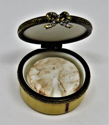 LIMOGES BOX - 'WOODEN' CONTAINER OF CAMEMBERT FROM NORMANDY - COW - WHEEL INSIDE
