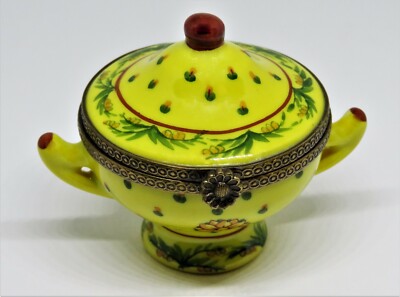 LIMOGES FRANCE BOX -CHANILLE- 2 PIECE SOUP TUREEN & SERVING PLATE - FLOWERS - LE