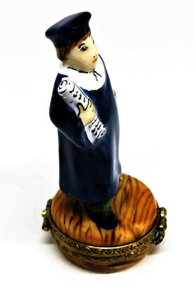 LIMOGES BOX - GRADUATION - GRADUATE & GOWN & CAP - DIPLOMA & BOOKS - LE 4/500