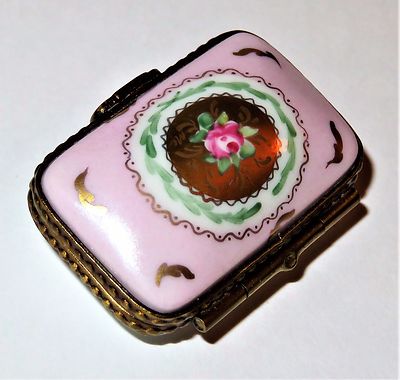 LIMOGES FRANCE BOX - TINY RECTANGLE - PINK ROSE & GOLD FEATHERS - FLOWERS - "MC"