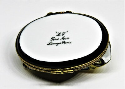 LIMOGES FRANCE BOX - ANTIQUE YELLOW CHECKERED TAXI CAB - CITY SKYLINE - CAR
