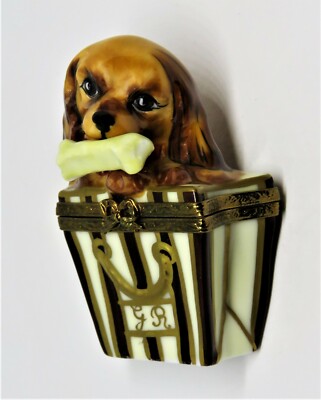 LIMOGES FRANCE BOX - COCKER SPANIEL PUPPY IN A SHOPPING BAG & BONE - DOG - LE