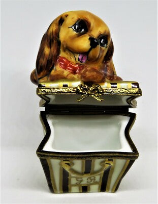 LIMOGES FRANCE BOX - COCKER SPANIEL PUPPY IN A SHOPPING BAG & BONE - DOG - LE