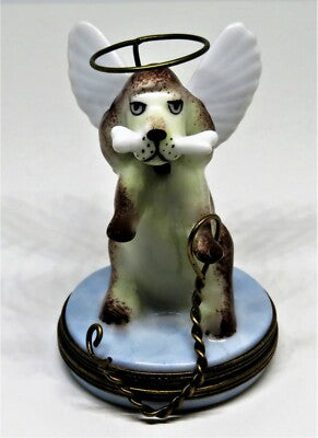 LIMOGES FRANCE BOX ~ SPANIEL DOG & WINGS - ANGEL DOG ~ LEASH CLASP ~ PEINT MAIN