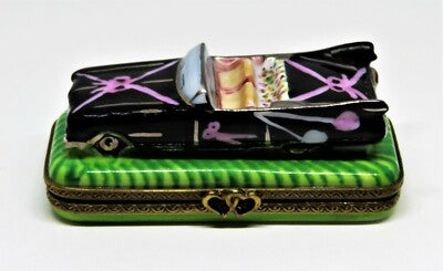 LIMOGES BOX ~WEDDING CAR~ 1950S BLACK CADILLAC ~ FLOWERS & BALLOONS ~ PEINT MAIN