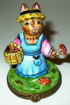 LIMOGES BOX - EASTER - GARDENING BUNNY & FLOWERS & CARROT - RABBIT